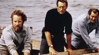 Richard Dreyfuss, Roy Scheider and Robert Shaw hunt for Jaws 